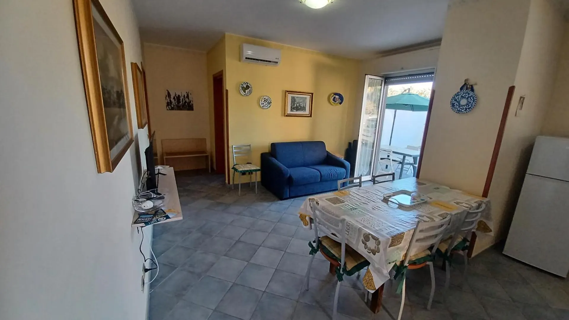 Residence Mare Blu Capo dʼOrlando 0*,