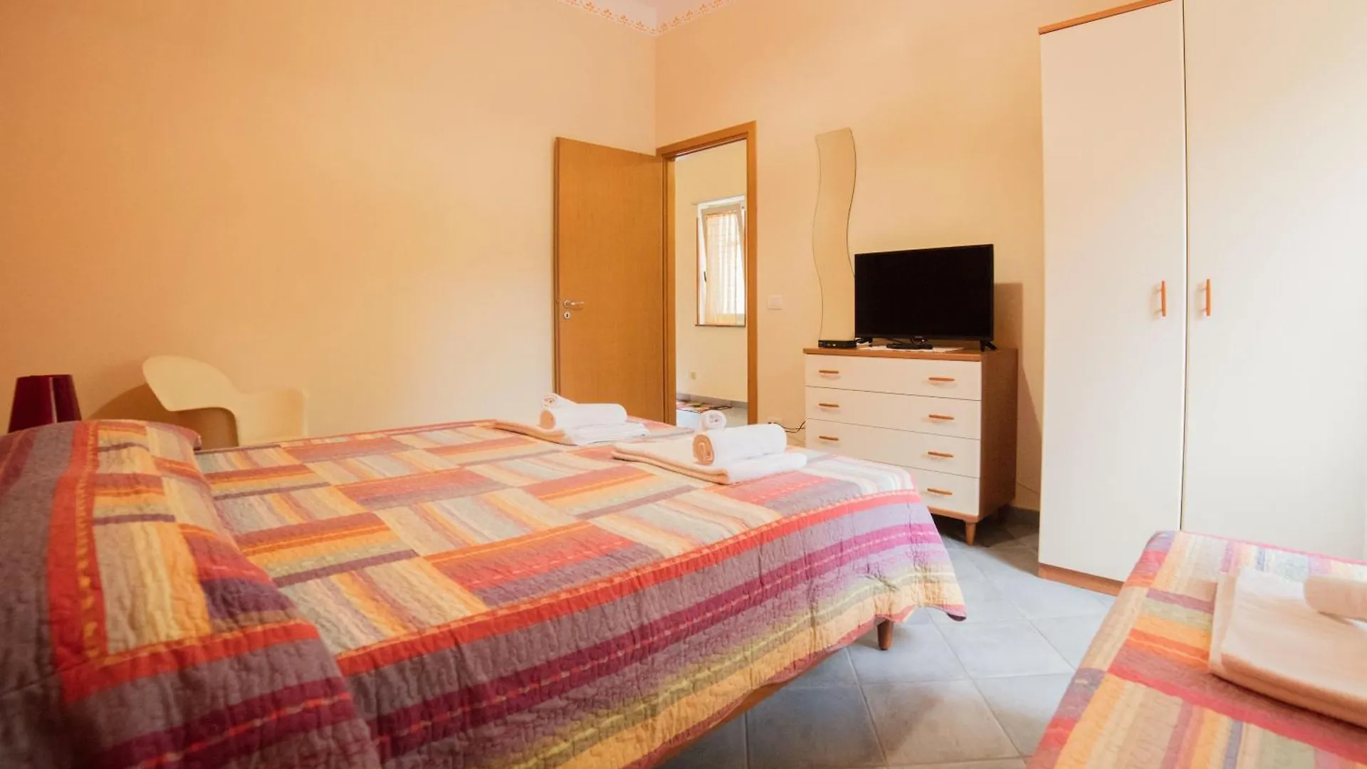 Aparthotel Residence Mare Blu Capo dʼOrlando Italia